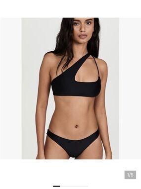Mikoh Queensland Top and Zuma Bottoms